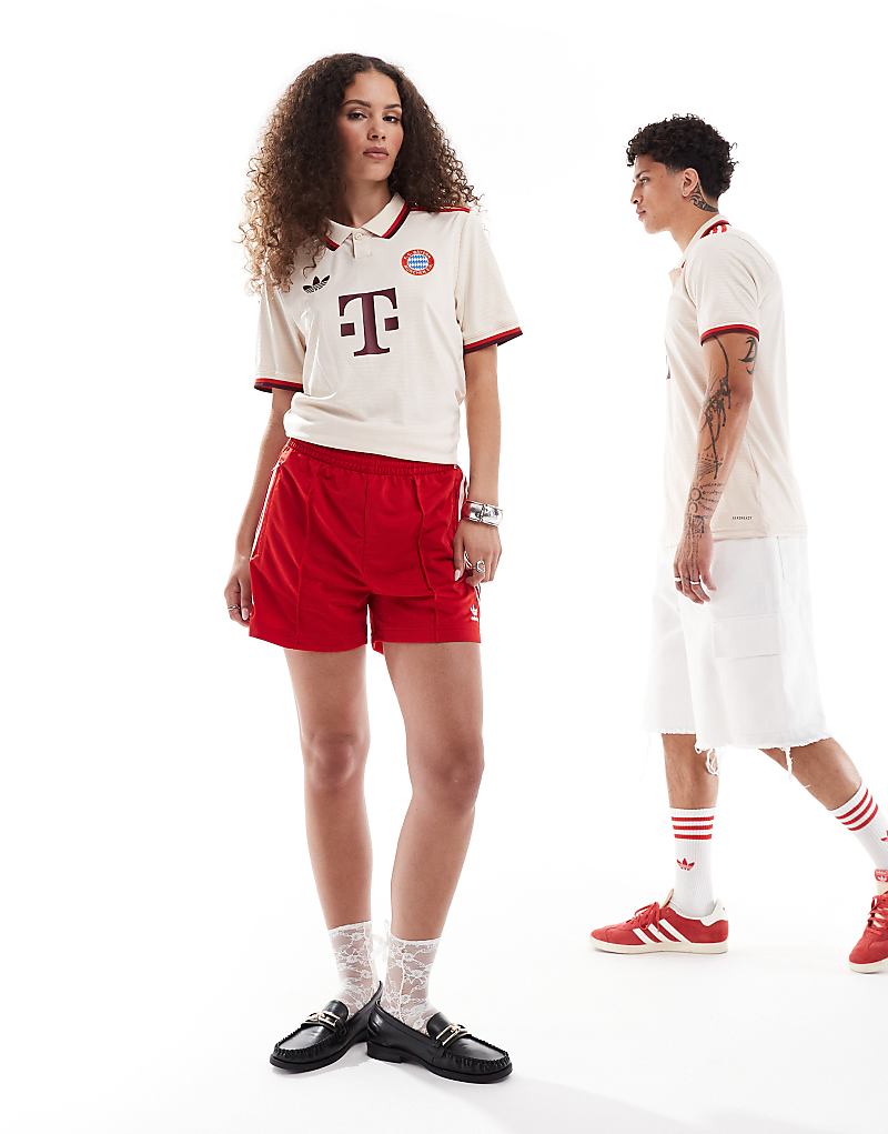 

adidas Football Unisex – Бавария Мюнхен 24/25 Третья – Бежево-красная спортивная майка