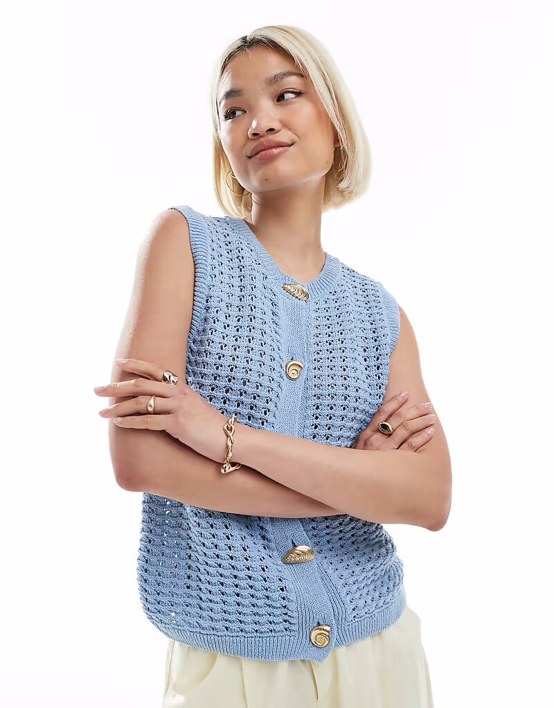 

Майка-топ ASOS DESIGN крючком с золотыми пуговицами синего цвета