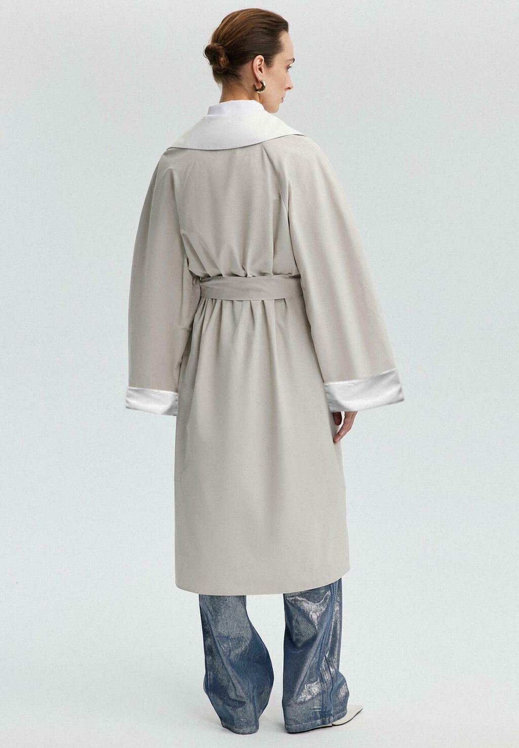 

Тренч Raglan Sleeve Oversize Touché Privé, камень