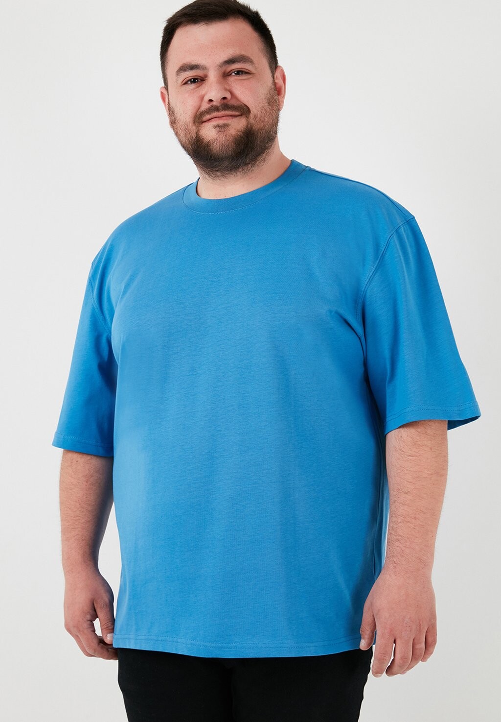 

Базовая футболка Plus Size Buratti, синяя