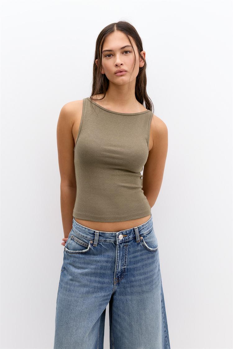 

Базовая майка Pull And Bear, охра