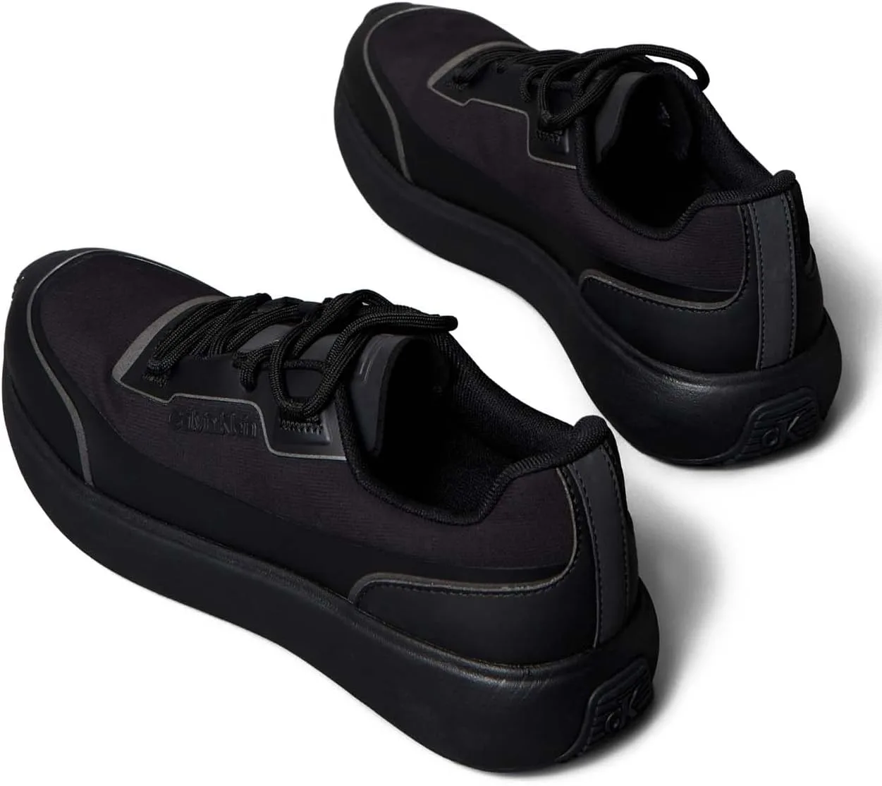 Мужские низкие кроссовки Calvin Klein City Runner Laceup Tech Mix Hm0Hm02045, черные (черный/серый/темно-серый), размер 42 EU — фото 4