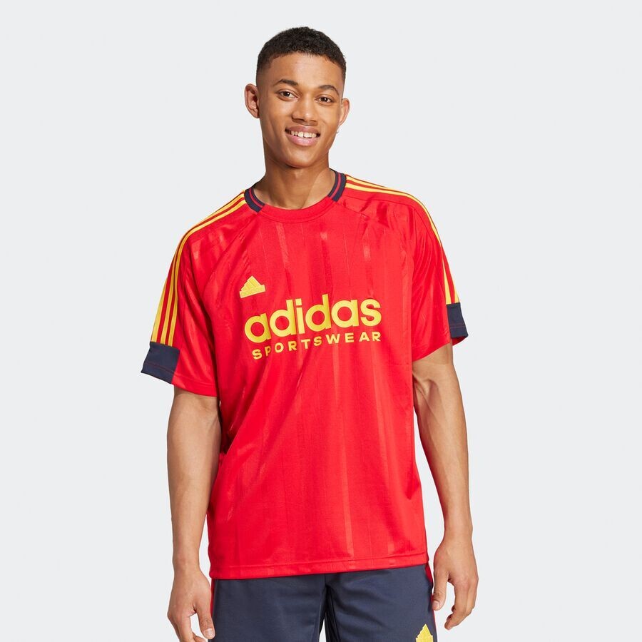 

Футболка House Of Tiro Nations Pack Tee adidas Originals, цвет better scarlet/legend ink/bold gold