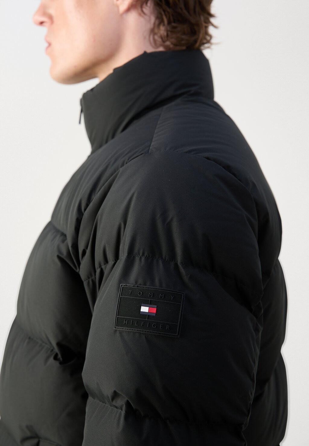 

Пуховик PUFFER JACKET Tommy Hilfiger, черный