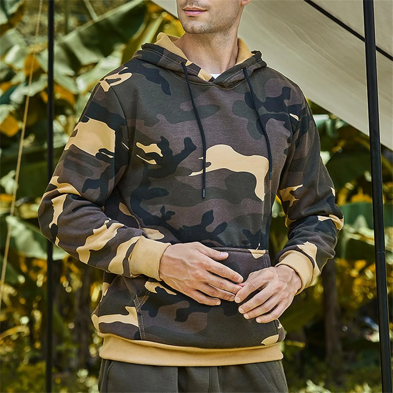 Мужская толстовка с капюшоном Camouflage и карманом-кенгуру — фото 3