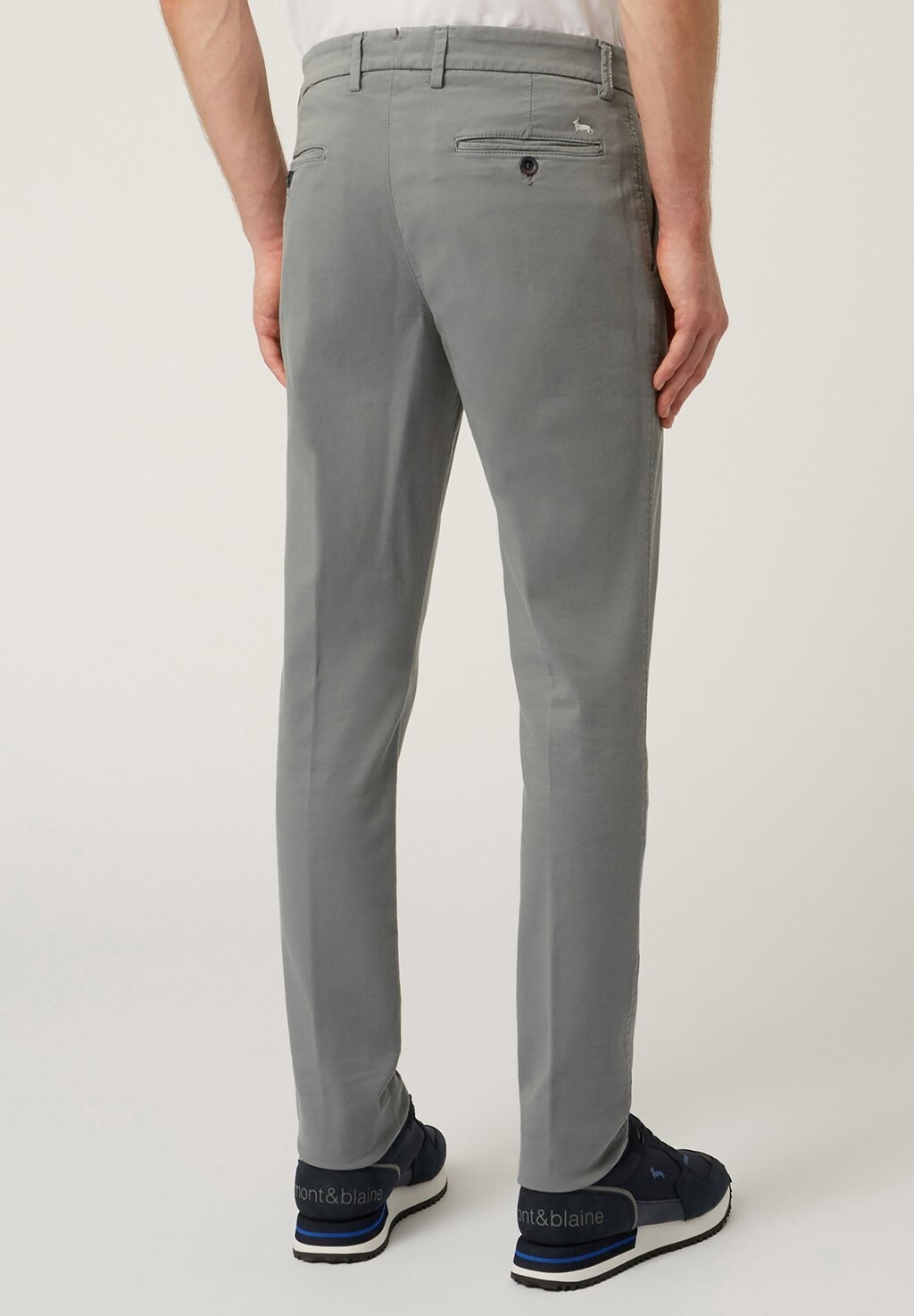 

Чиносы CHINO BASIC NARROW FIT Harmont & Blaine, темно-серый
