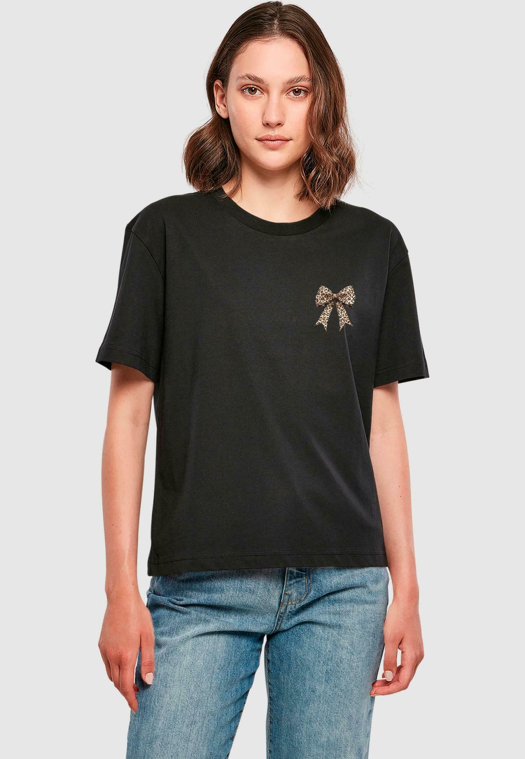 

Футболка с принтом RIBBON EVERYDAY TEE Merchcode, черный