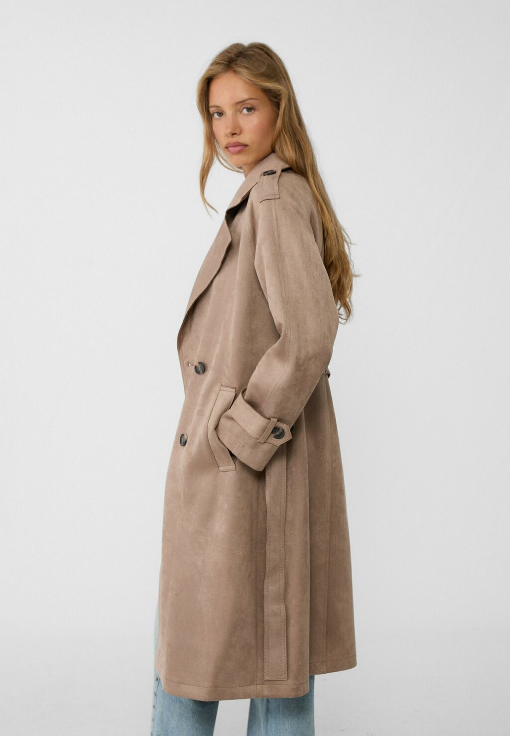 

Тренчкот Stradivarius, коричневый