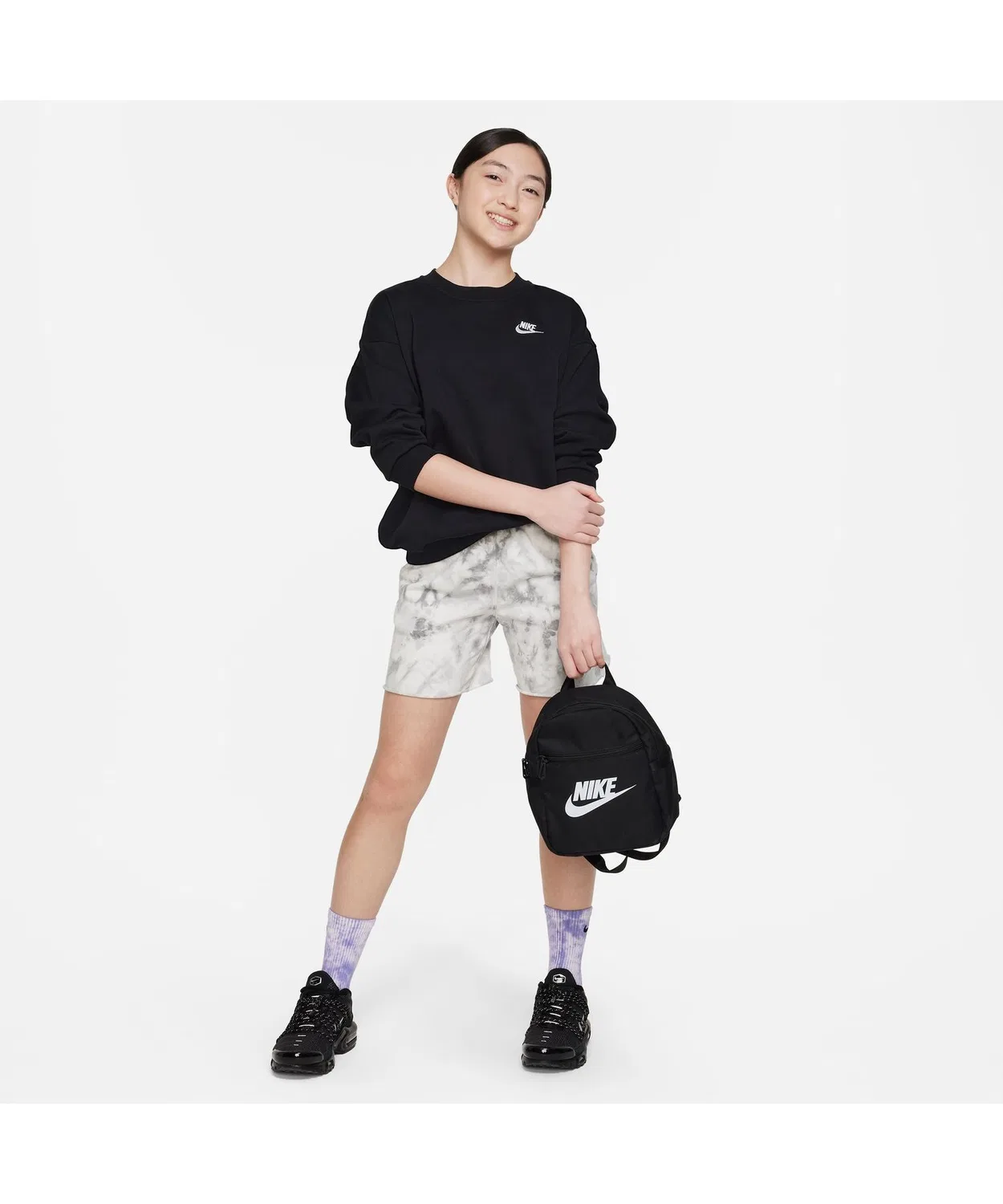 Свитшот Nike Club Fleece оверсайз, длинный рукав, кремовый — фото 4