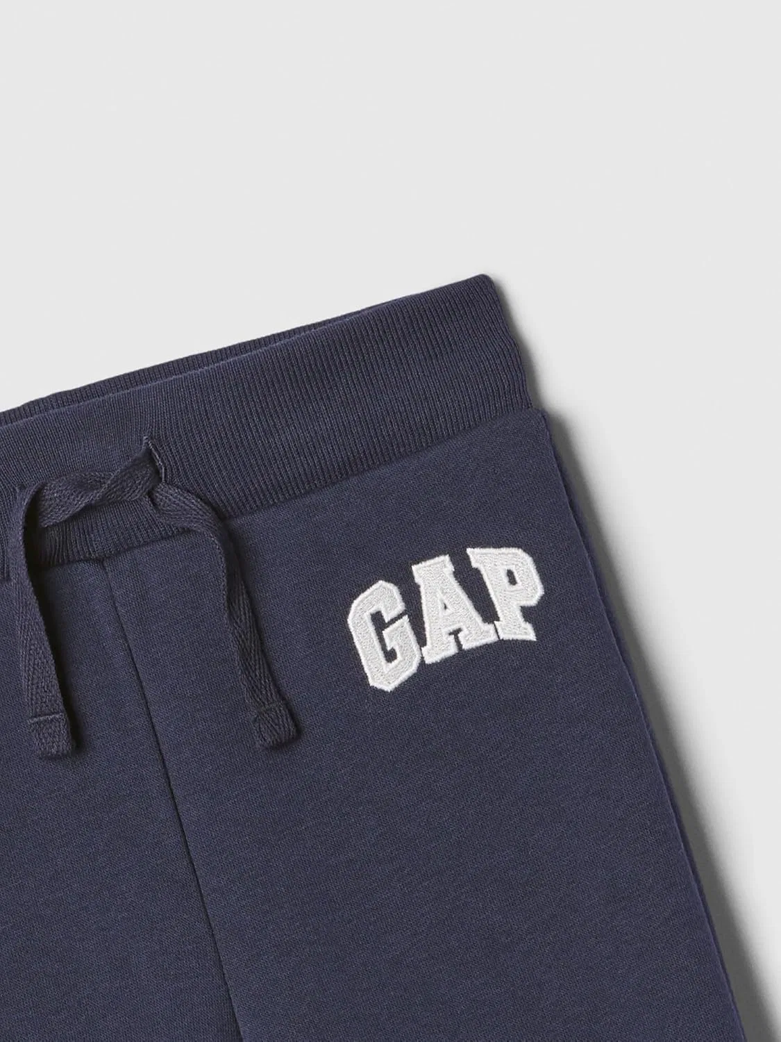 Спортивные брюки-джоггеры с логотипом GAP, Tapestry Navy — фото 3