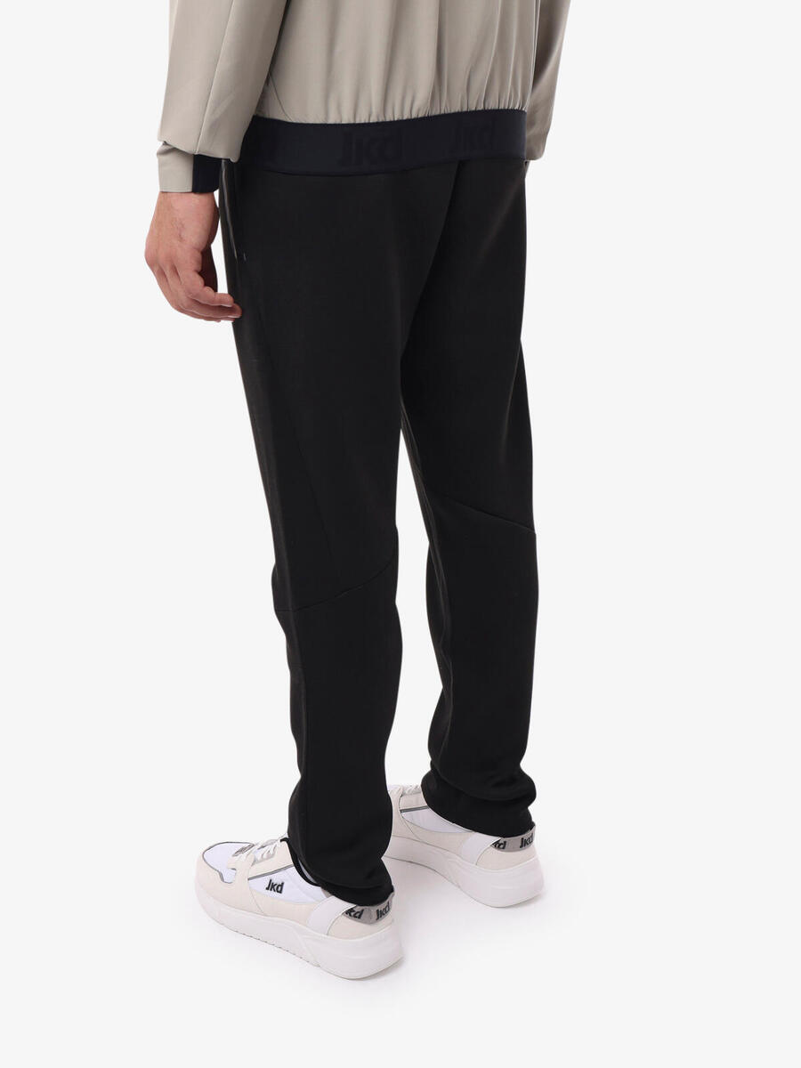 

JAKED Черные синтетические спортивные брюки для мужчин