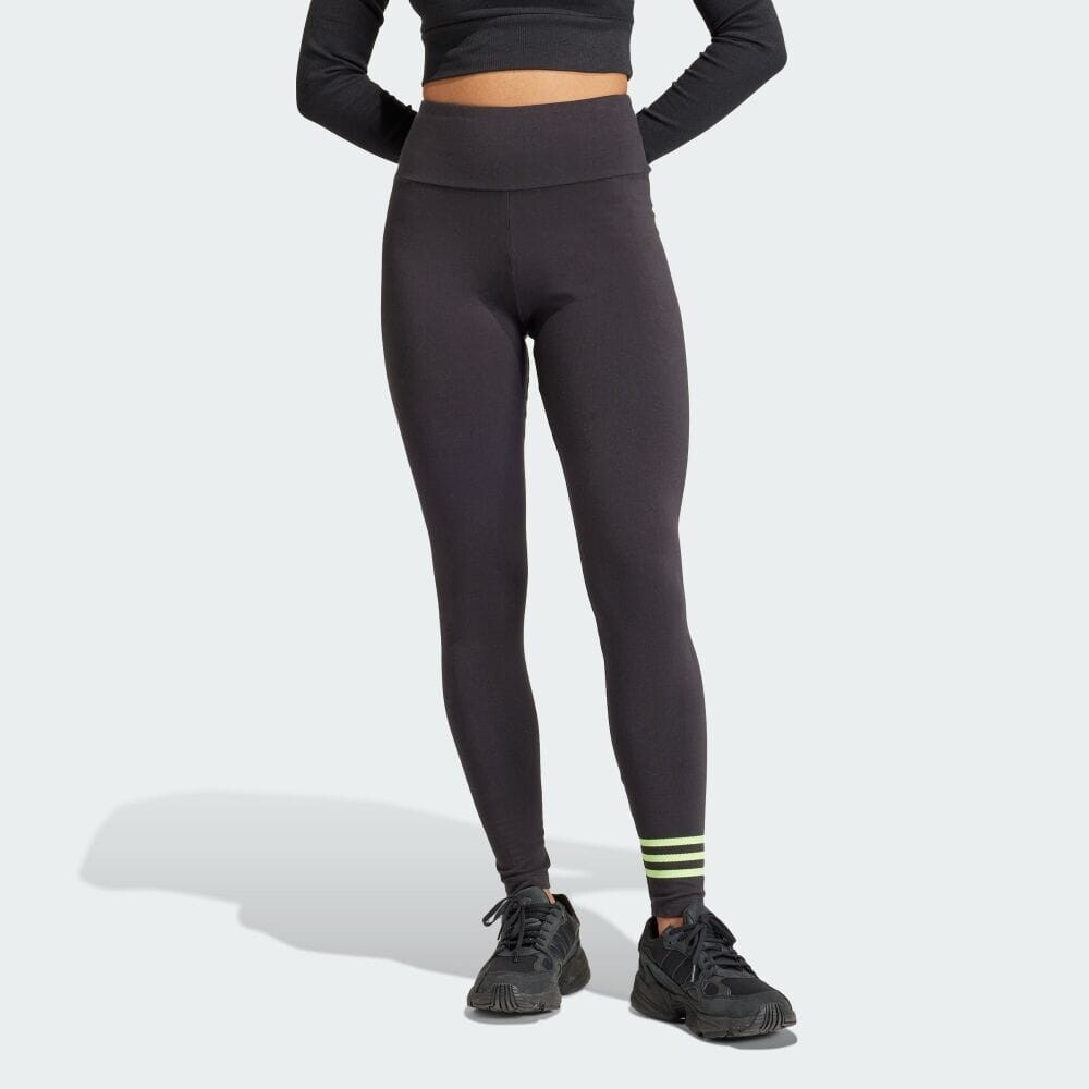 

Тайтсы Adidas NEUCLASSICS Full Length Leggings, цвет Black/Green Spark