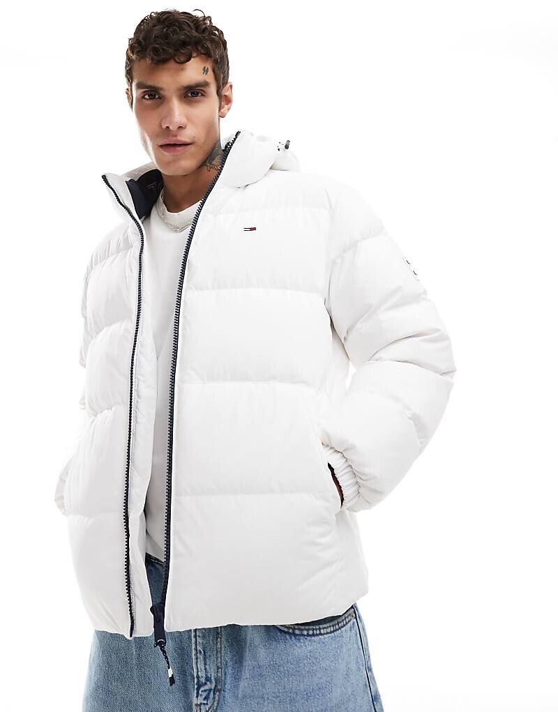 

Светло-серый водоотталкивающий пуховик Tommy Jeans