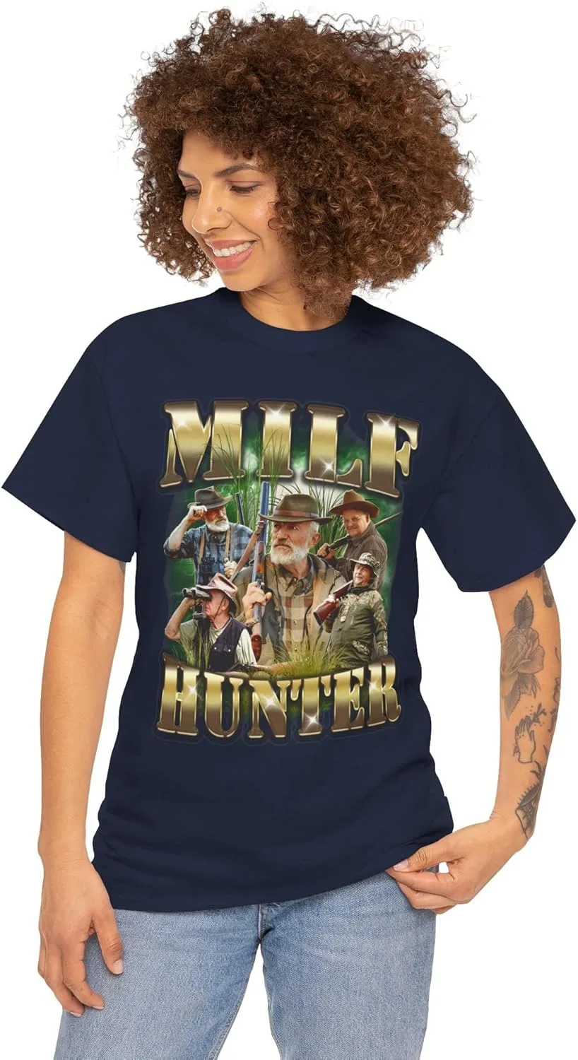 Футболка Milf Hunter, мем Wife Hunting, юмор реднеков, интернет-культура GENERIC, темно-синий — фото 2