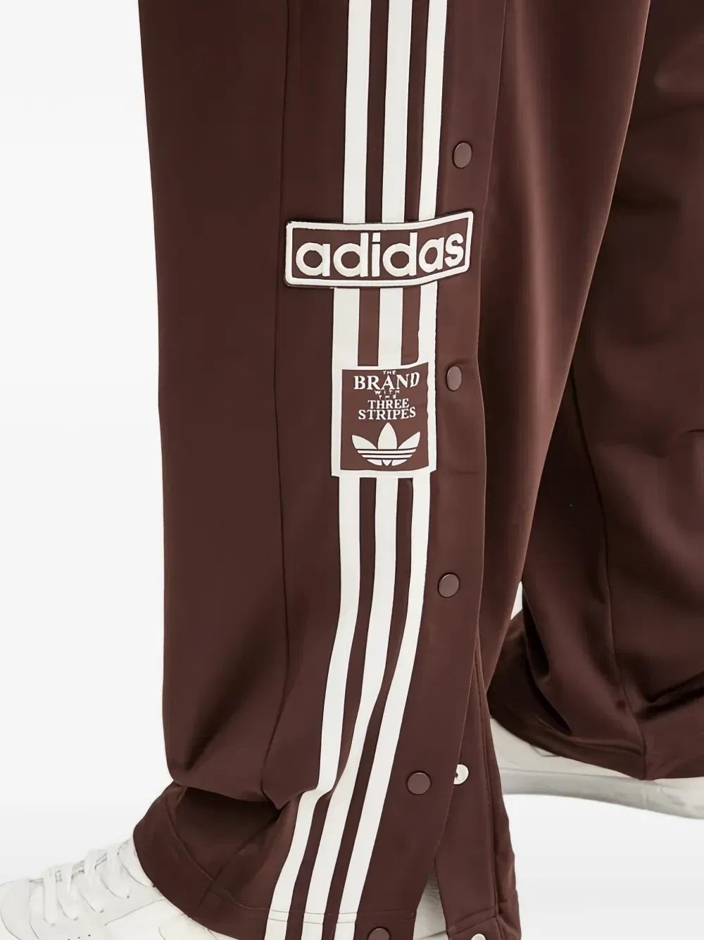 Брюки спортивные Adibreak с лампасами и пуговицами сбоку adidas, коричневый — фото 4