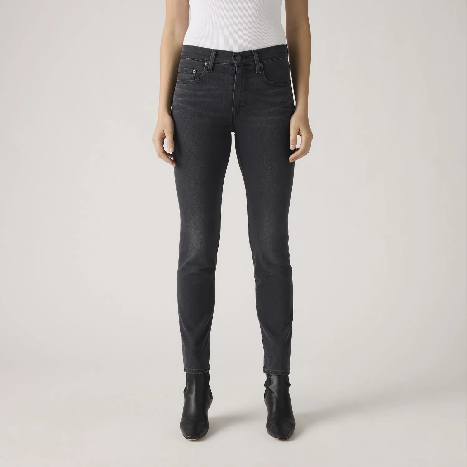 Женские джинсы прямого кроя с высокой посадкой 724 Levi's, Black — фото 2
