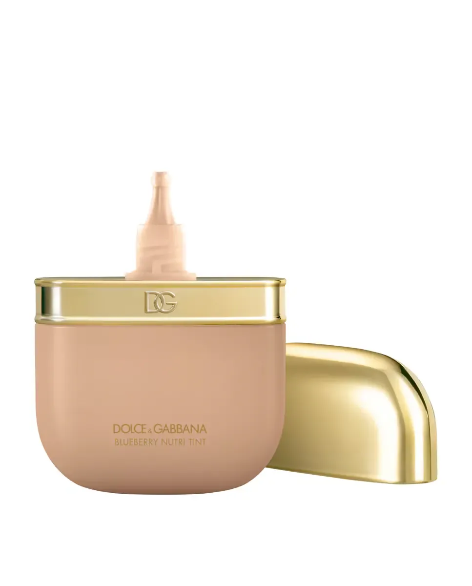 Тональная основа Blueberry Nutri-Tint Dolce & Gabbana, 12N