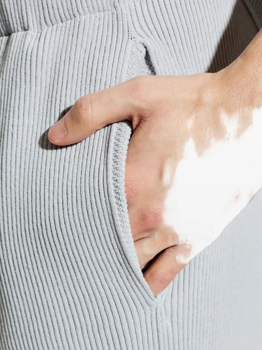 

Плиссированные брюки Homme Plissé Issey Miyake, серый