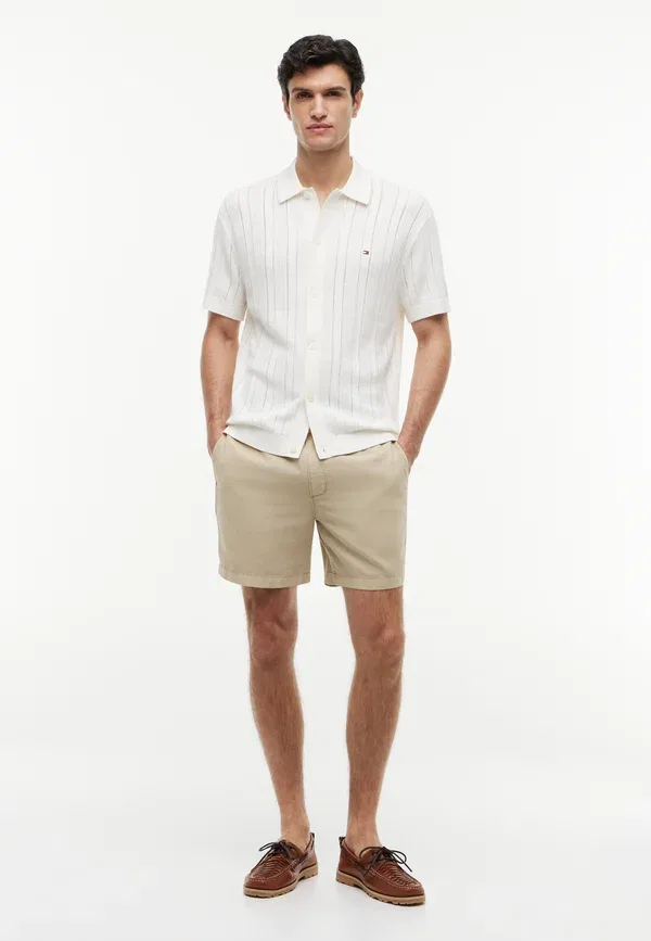 Футболка Tommy Hilfiger Pointelle Structure SS Summer Resort, цвет слоновая кость — фото 2