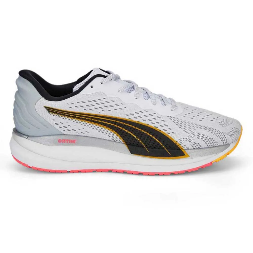 

Кроссовки Puma Magnify Nitro Surge, белый
