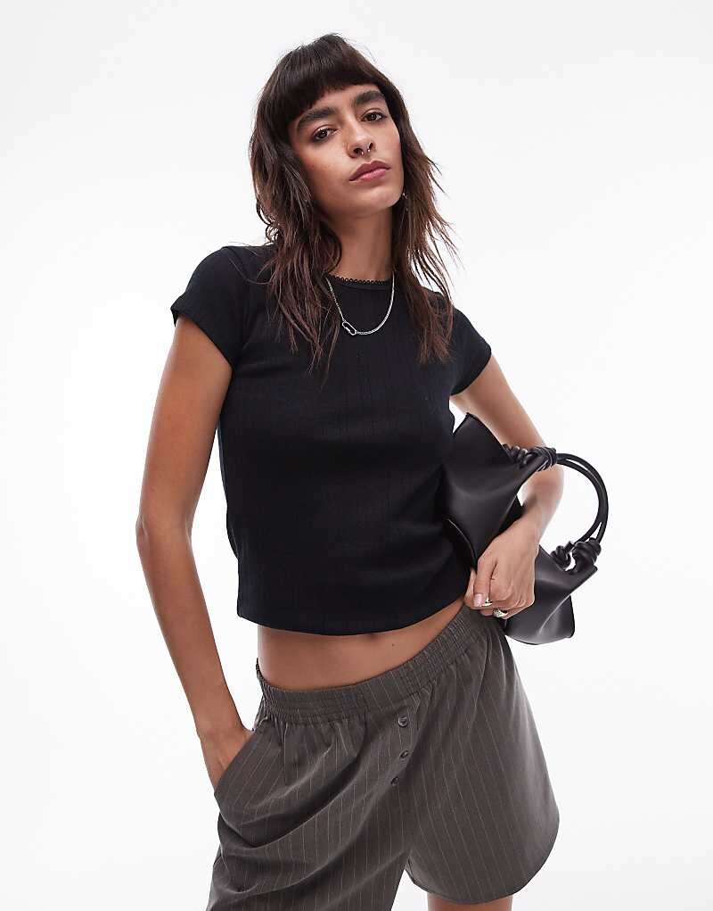 

Topshop — черная удлиненная футболка из перфорированного кружева