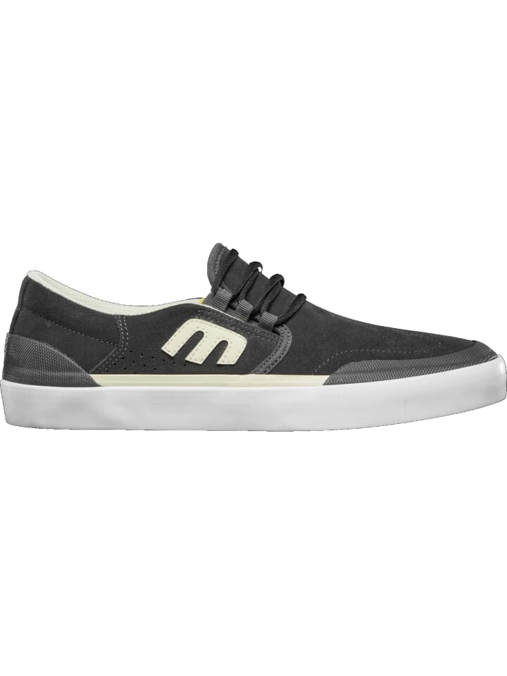 

Кроссовки на шнуровке Etnies