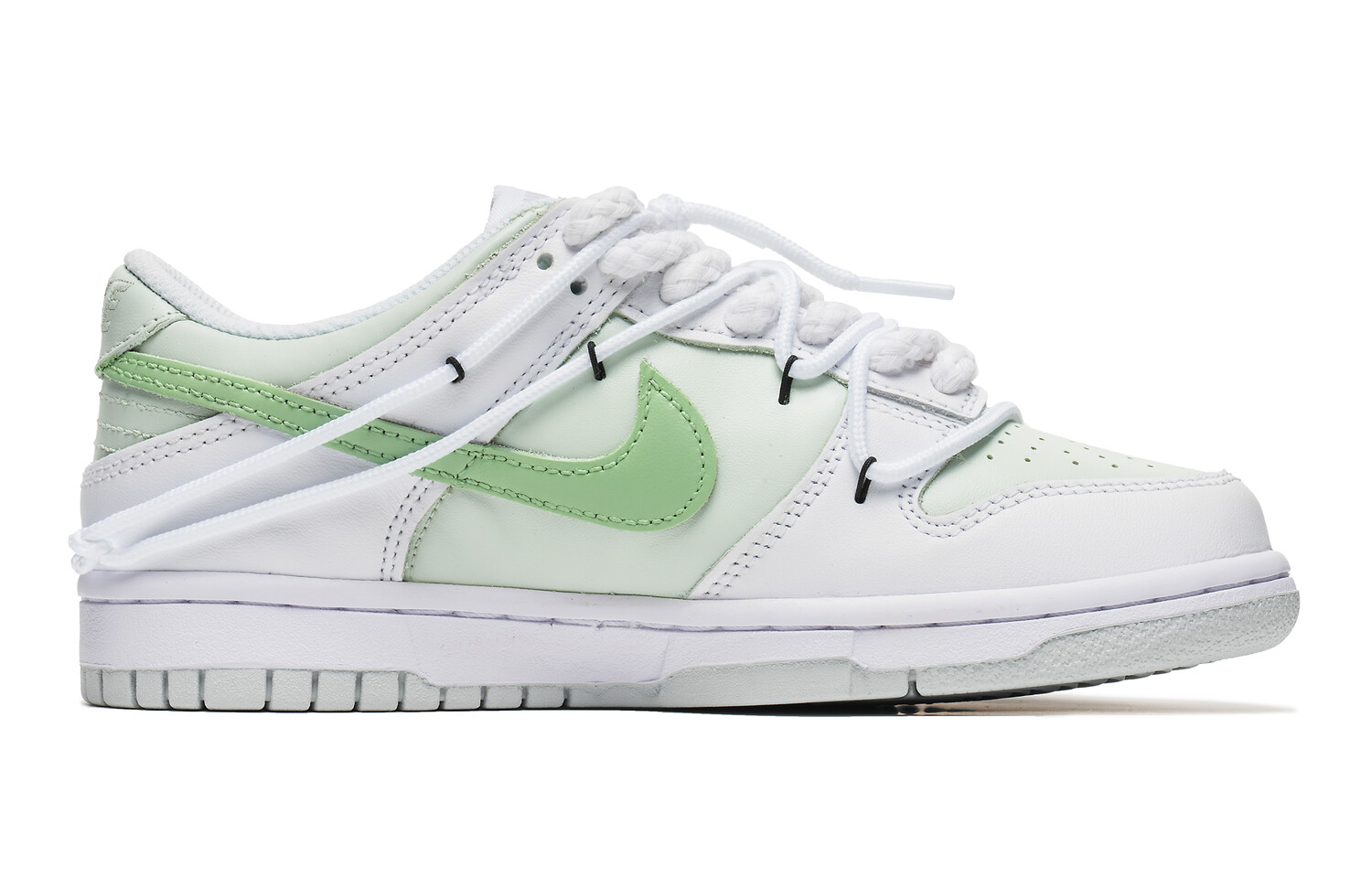 

Кроссовки Nike Dunk Skateboard Shoes Women's Low-Top White
