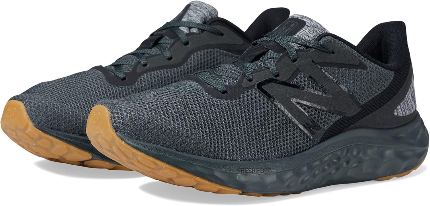 Кроссовки для бега New Balance Men's Fresh Foam Arishi V4, Blacktop/Gum — фото 3