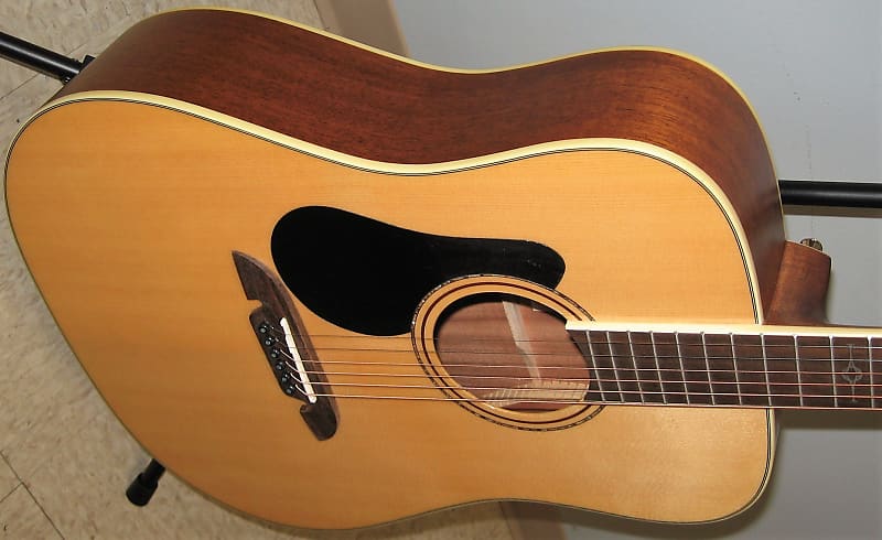 

Акустическая гитара Alvarez AD-60L Dreadnought Acoustic Guitar Left-Handed 2022 - Natural