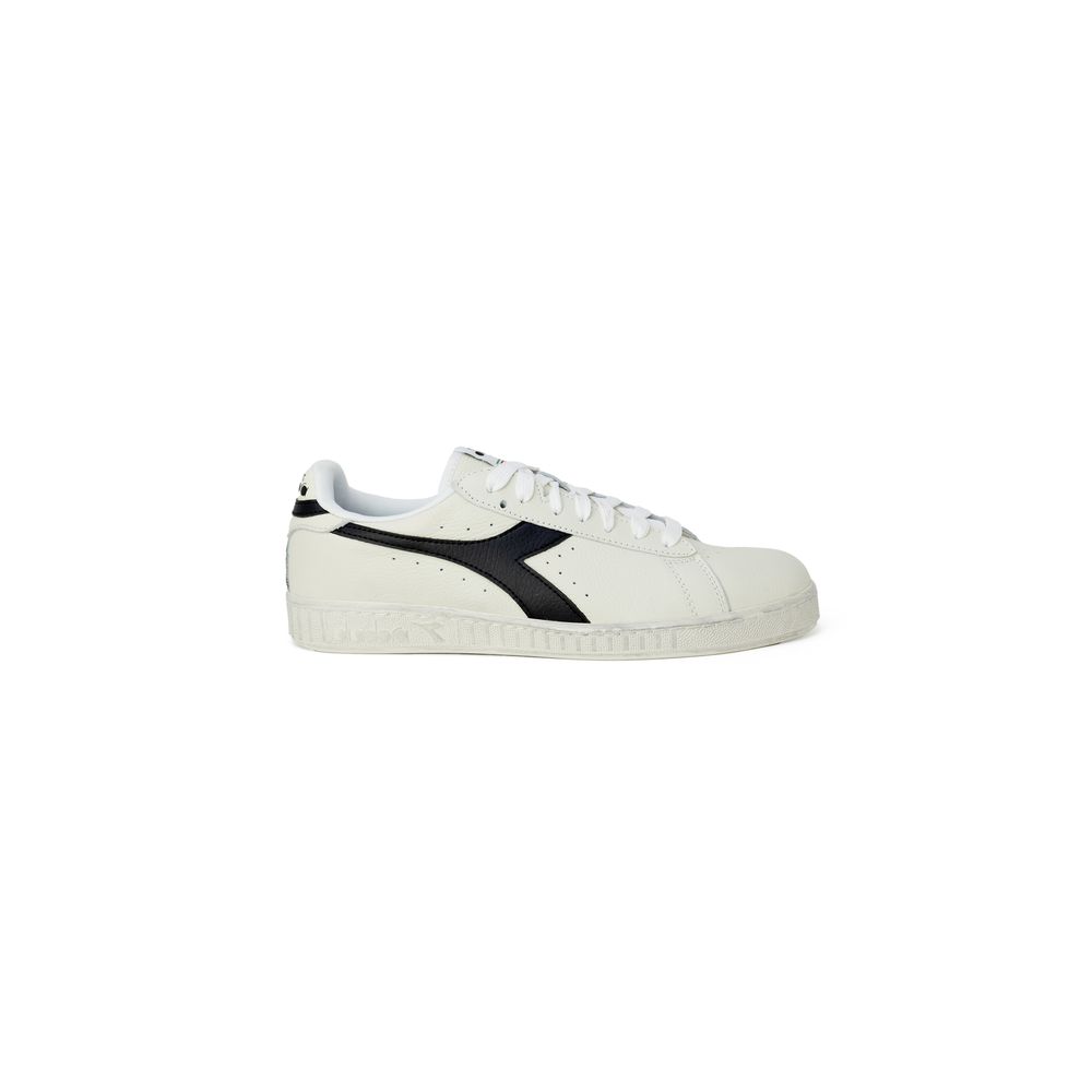 

Черные кроссовки из синтетической кожи Diadora