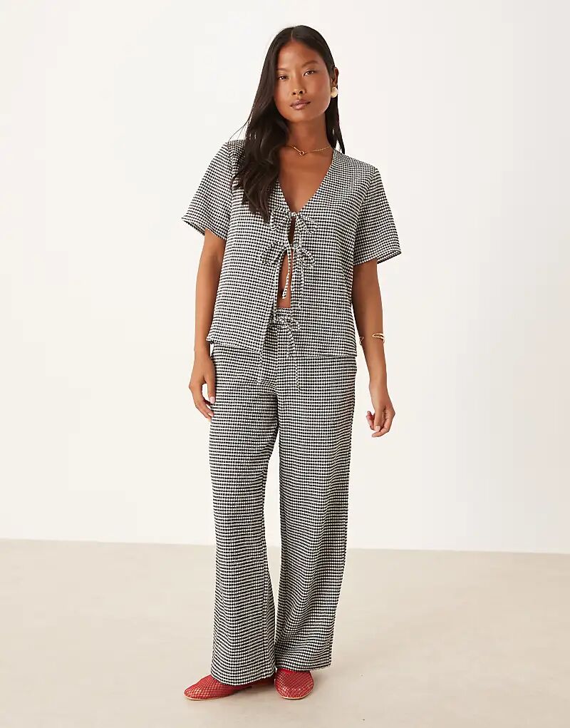 

Широкие брюки JDY Petite из сирсакера в черную клетку