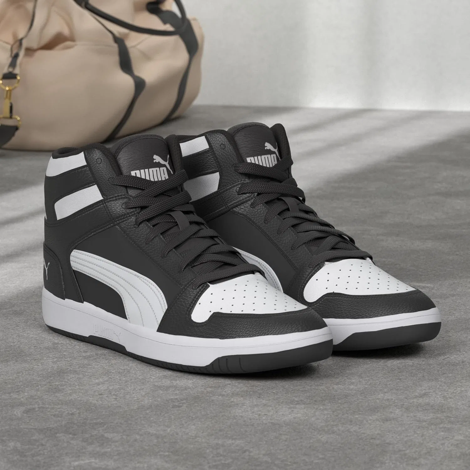Мужские кроссовки PUMA Rebound Layup Trainers, Black White — фото 2