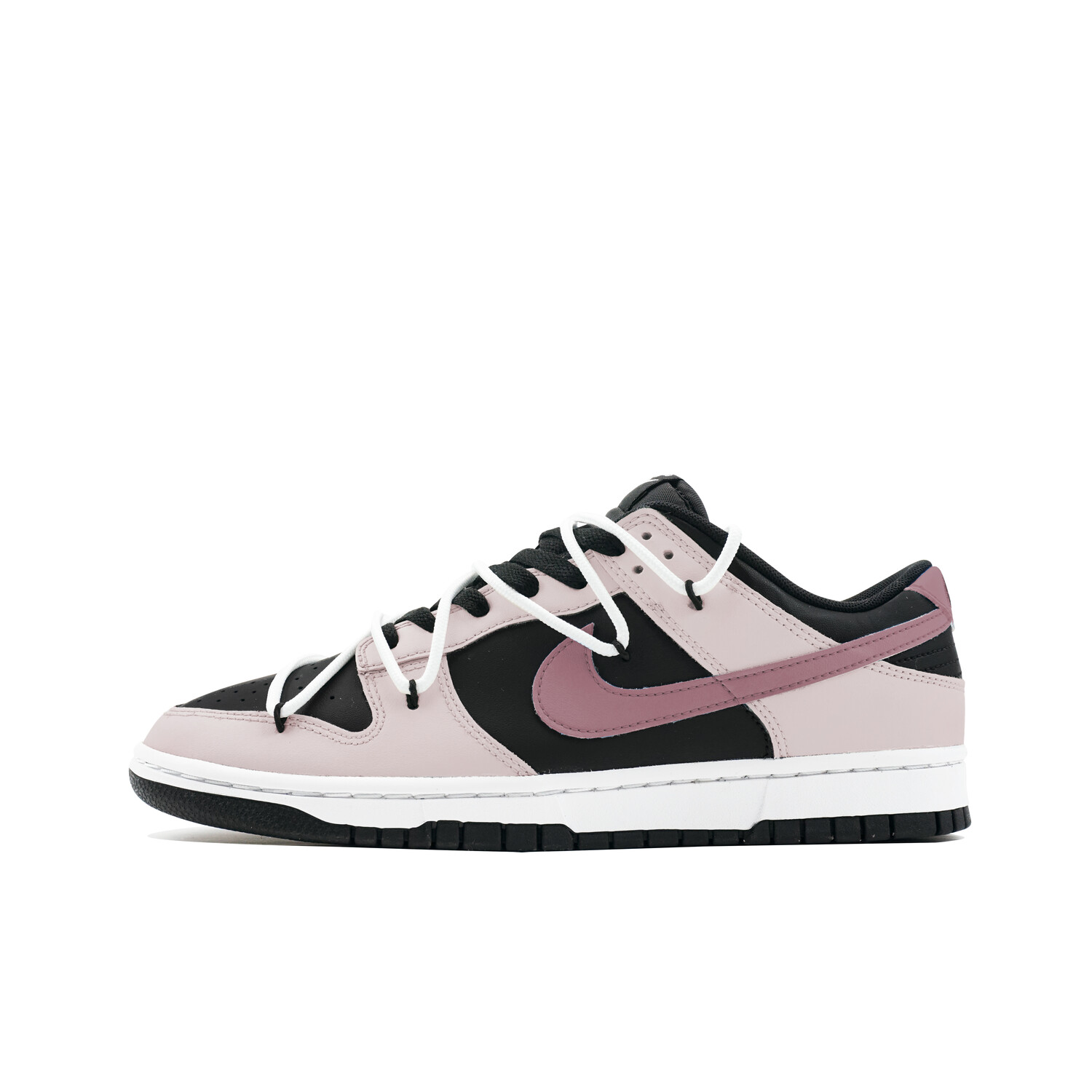 

Кроссовки Nike Dunk Skateboard Shoes Women's Low-Top Pink