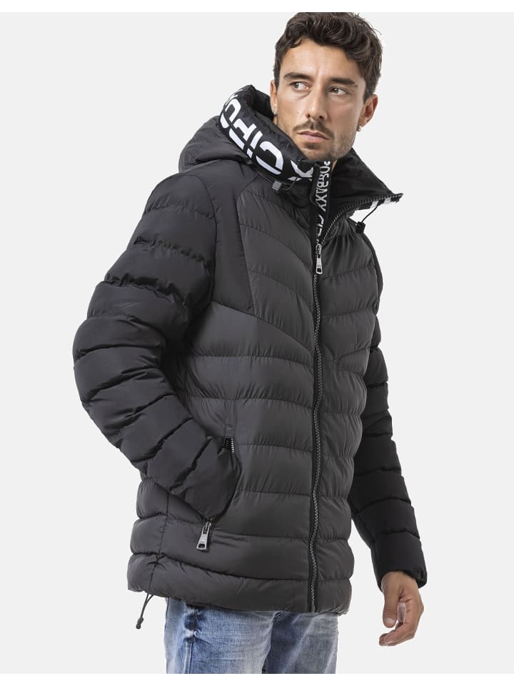 

Зимняя куртка CM185 в ЧЕРНОМ цвете Cipo & Baxx