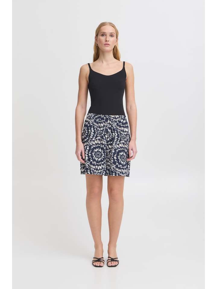 

Шорты IHAYA свободного кроя в стиле Total Eclipse Ikat Circle ICHI