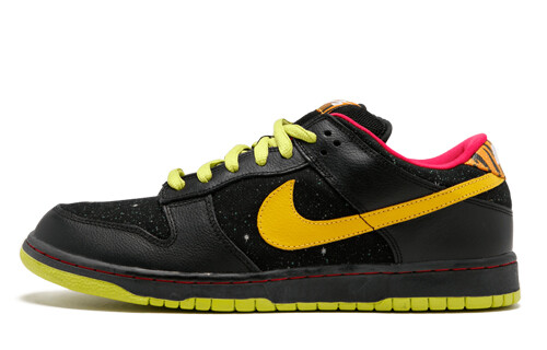 

Кроссовки Nike Sb Dunk Low Space Tiger