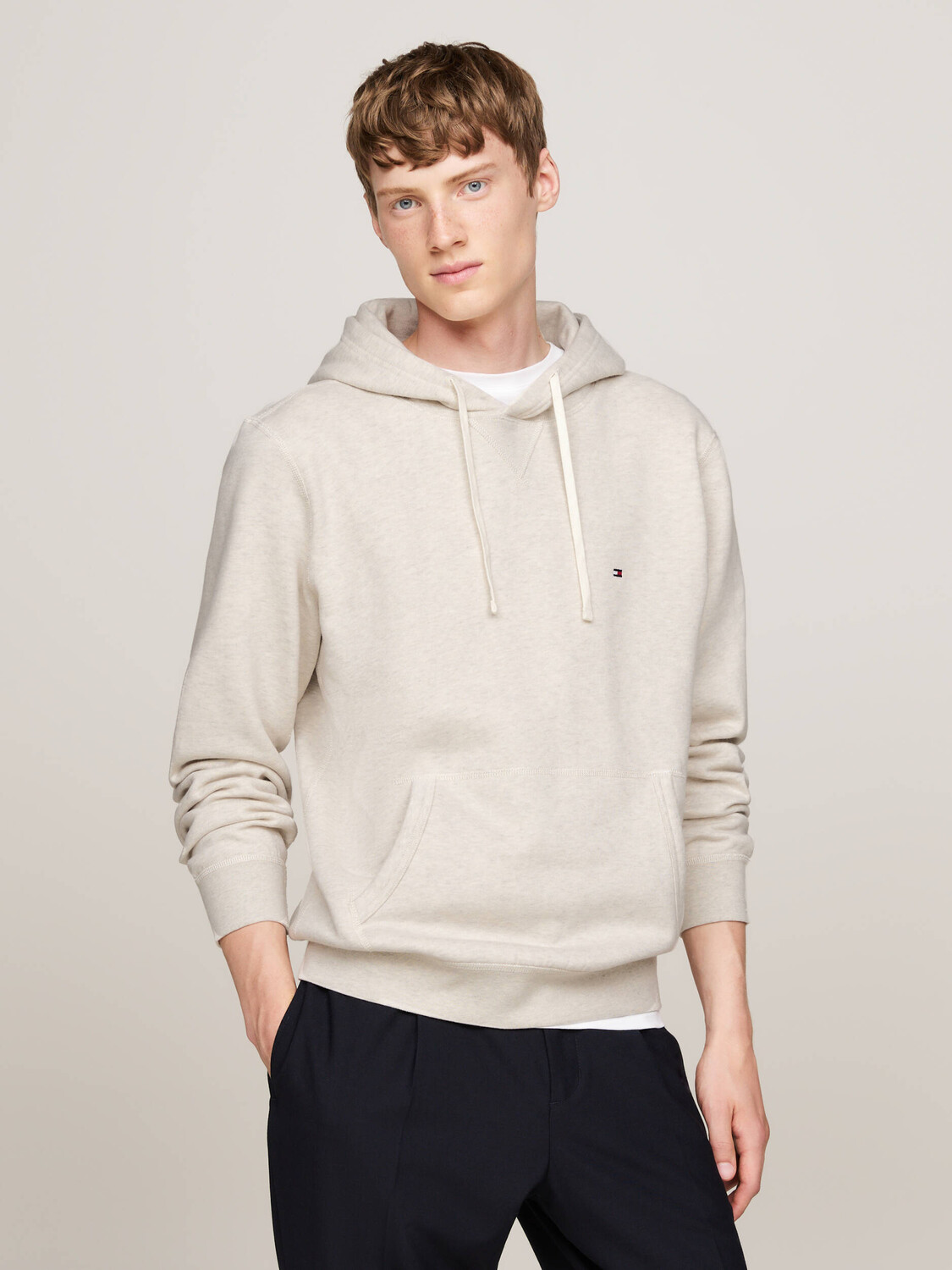 

Толстовка Tommy Hilfiger ESSENTIAL Regular Fit, бежевый