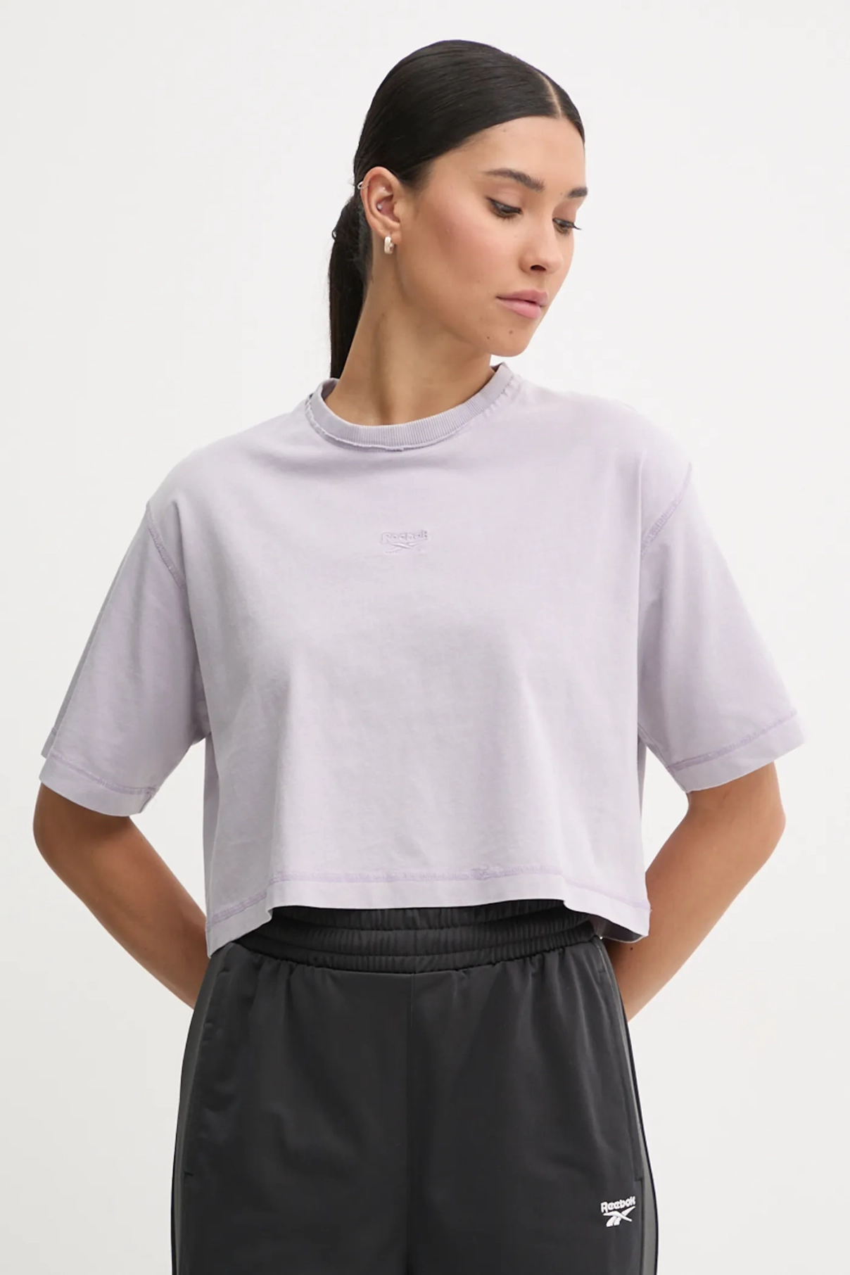 

Хлопковая футболка Reebok Classic, фиолетовый