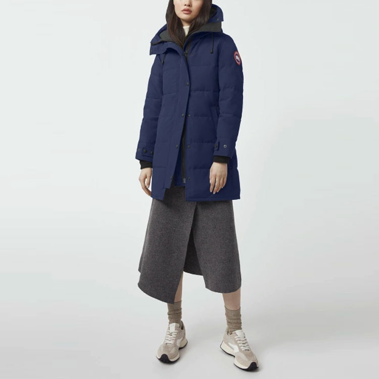 Canada Goose Куртка пуховая Shelburne женская в цвете морская синь, Deep Sea Blue — фото 4