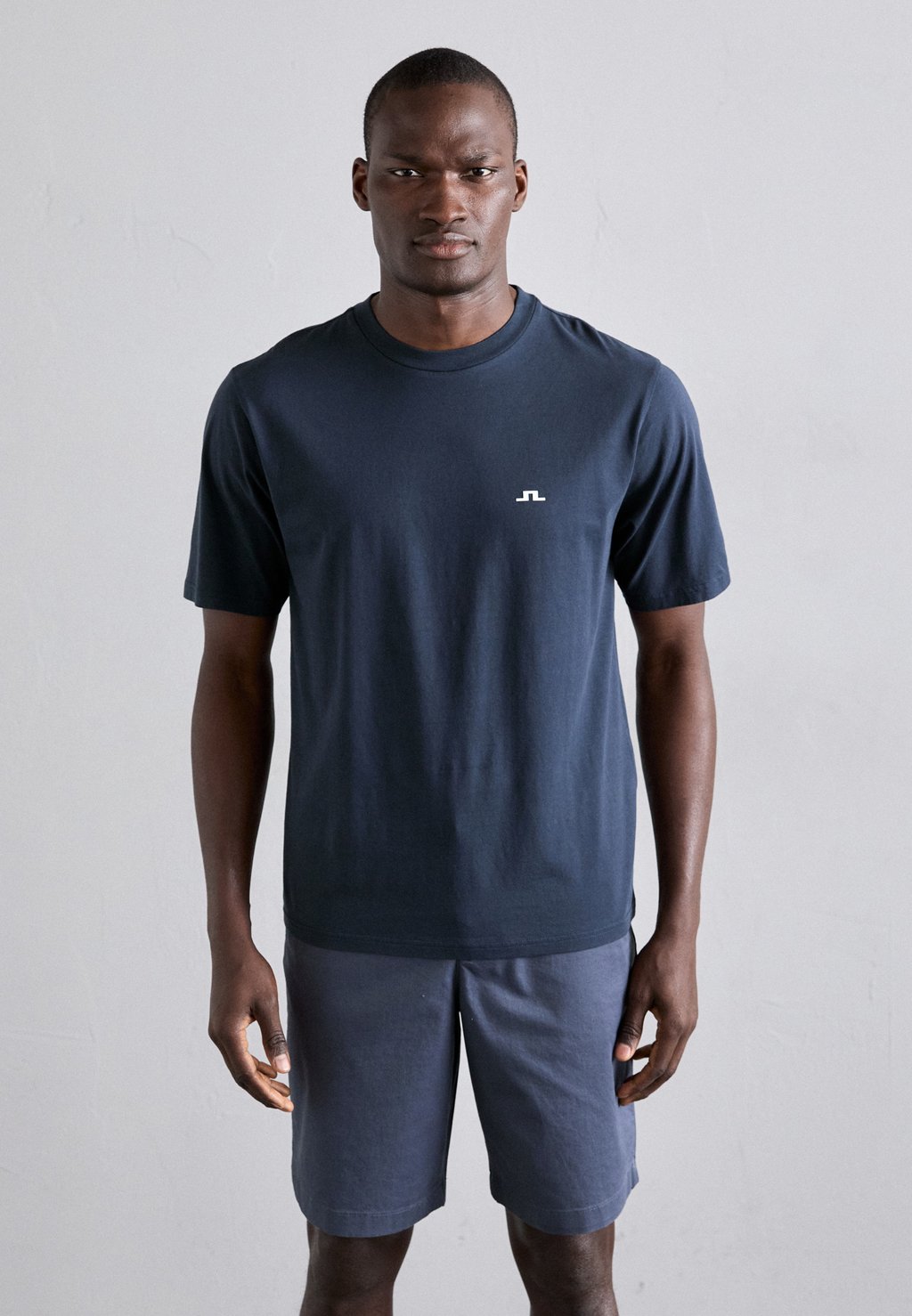 

Базовая футболка PARCY LOGO TEE J.LINDEBERG, темно-синий