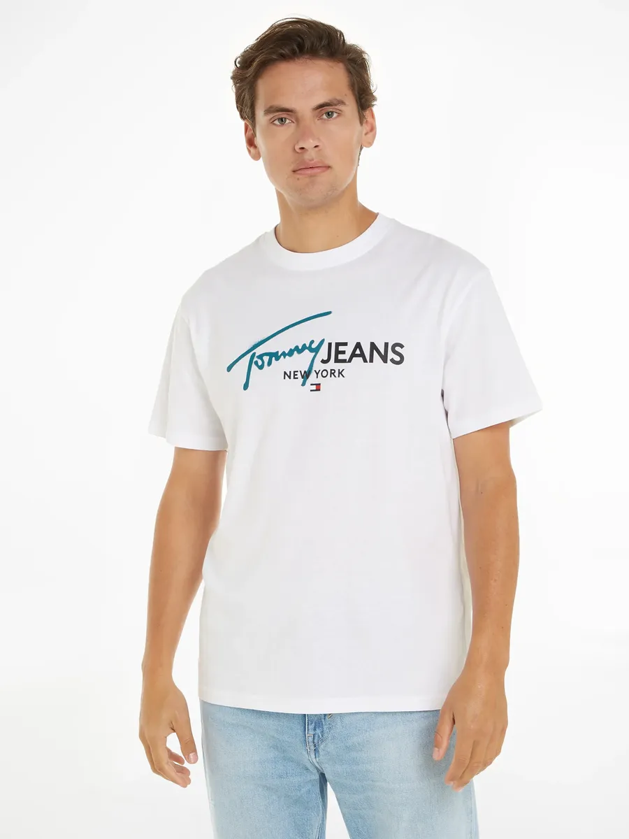 

Футболка Tommy Jeans "TJM REG SPRAY POP COLOR TEE EXT", белый