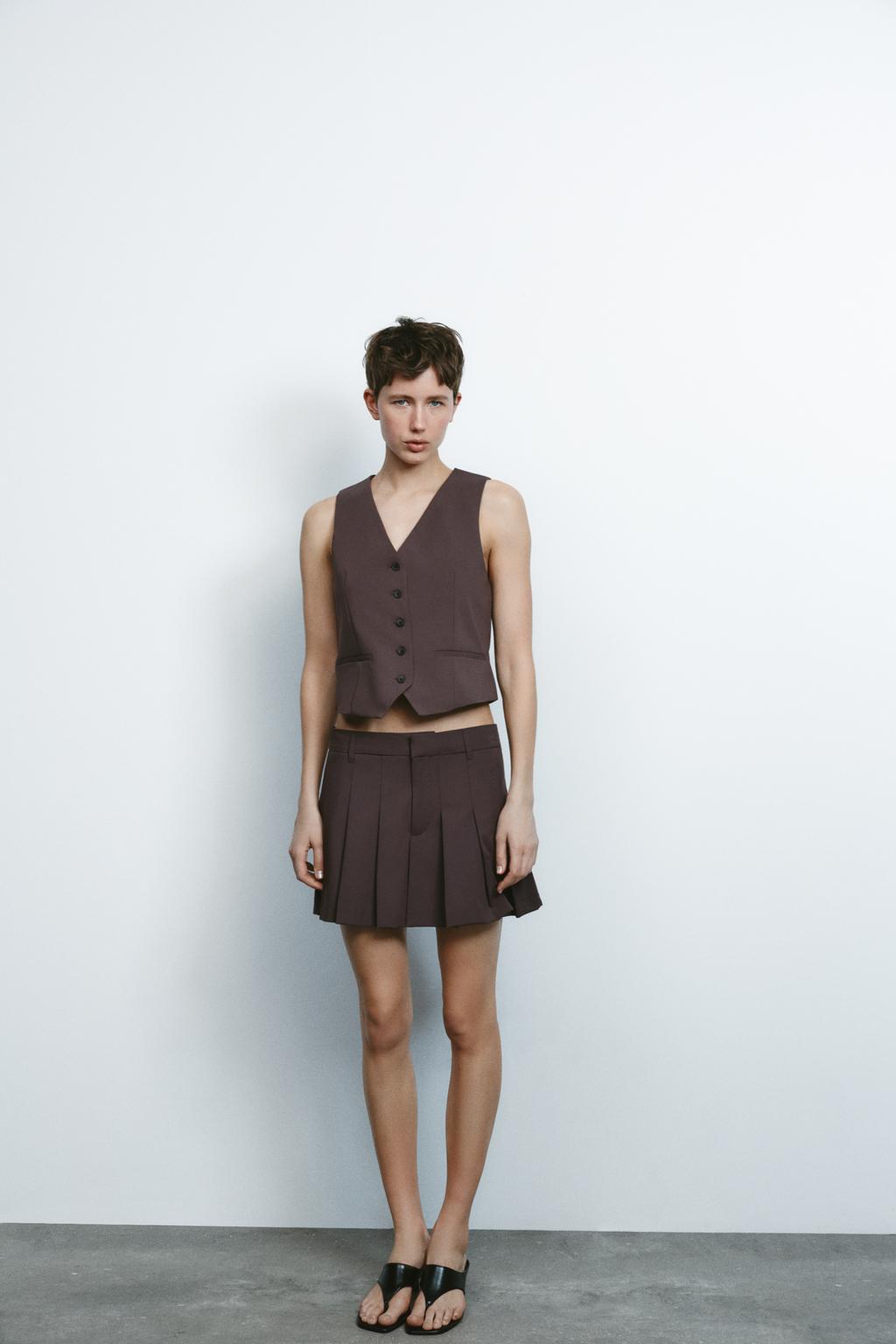 

Юбка в клетку со складками ZARA, цвет Maroon Grey