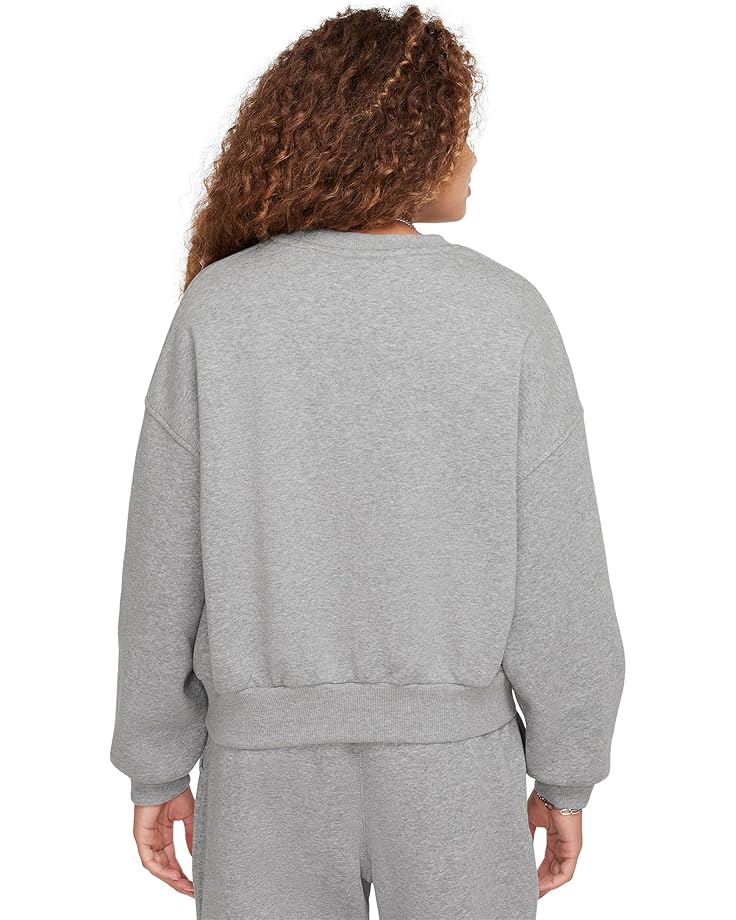 Толстовка Nike Kids Club Fleece Boxy Crew-Neck Sweatshirt, цвет Dark Grey Heather/White — фото 2
