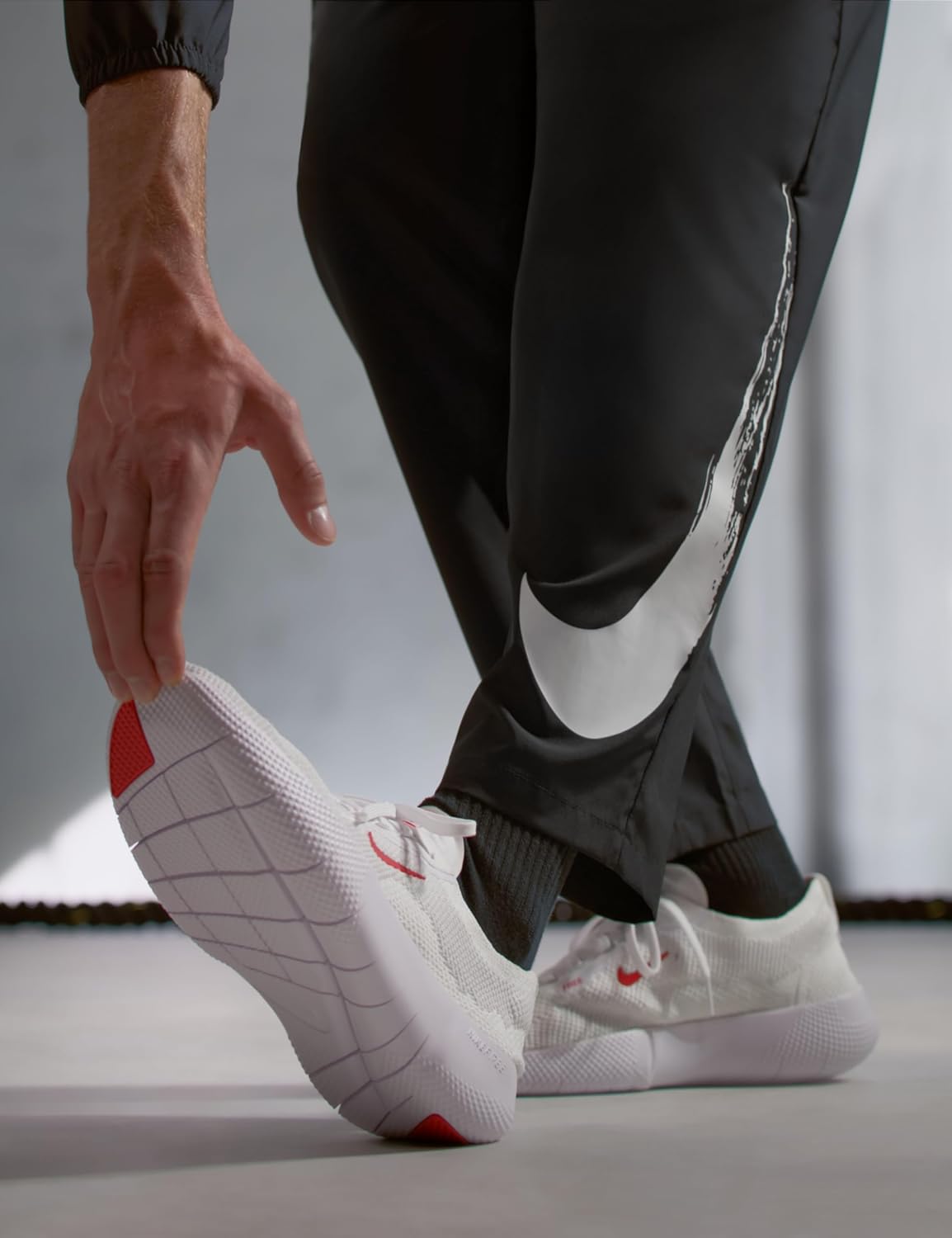 Мужские тренировочные/спортивные кроссовки Nike Free 2025, белый/красный — фото 2