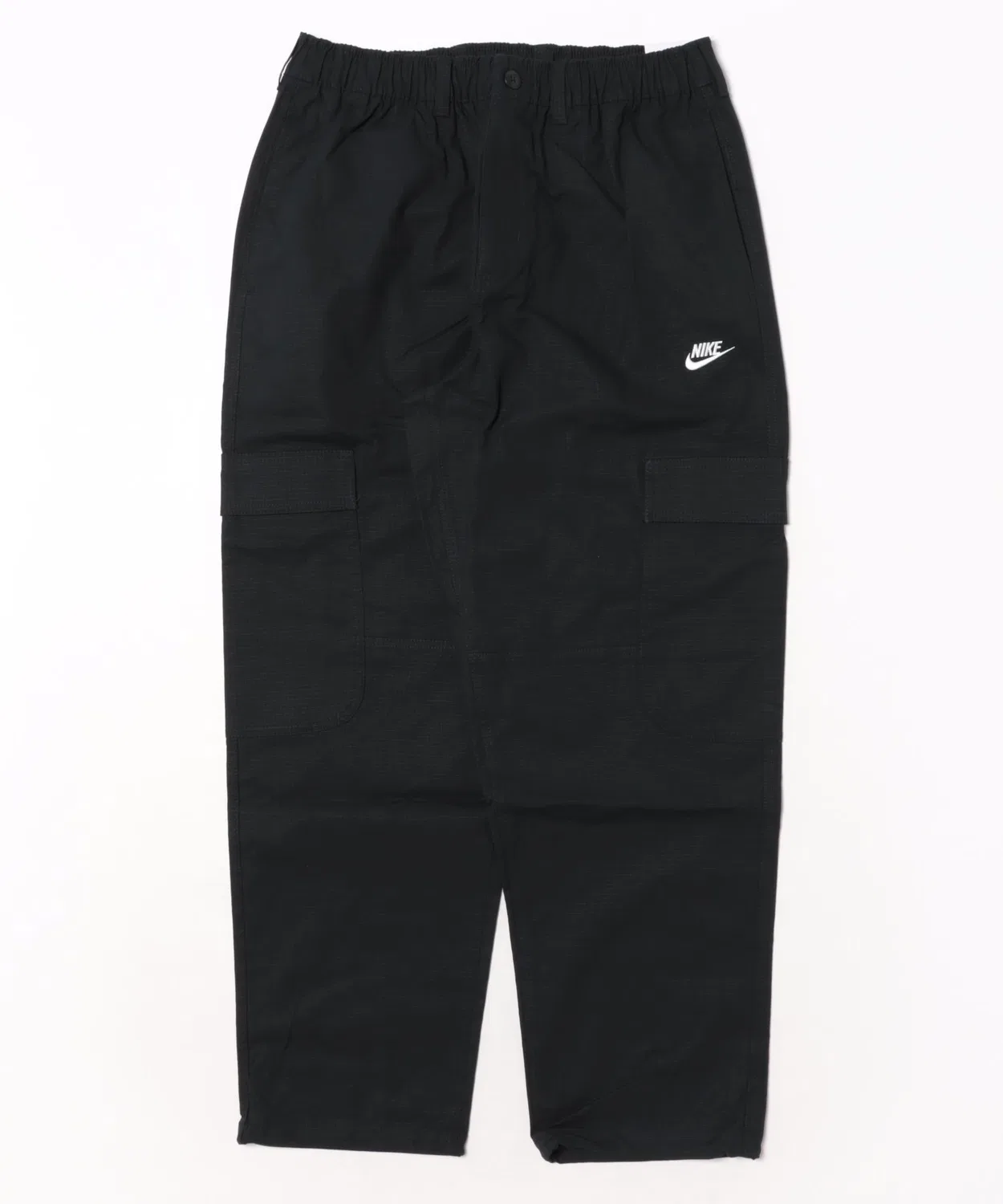 Штаны карго Nike Club Woven Cargo Pant, чёрные с белым
