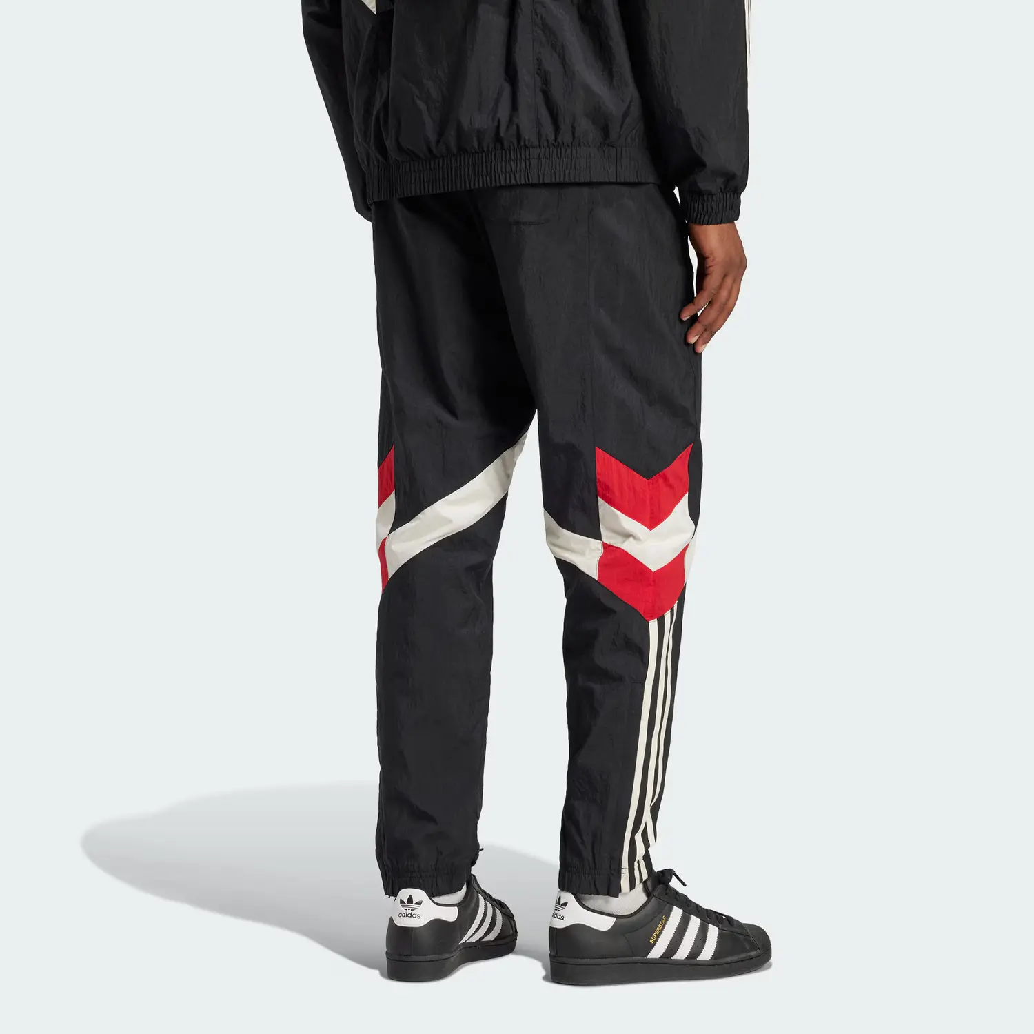 Манчестерские трикотажные спортивные штаны мужские черные Adidas Originals, черный — фото 4