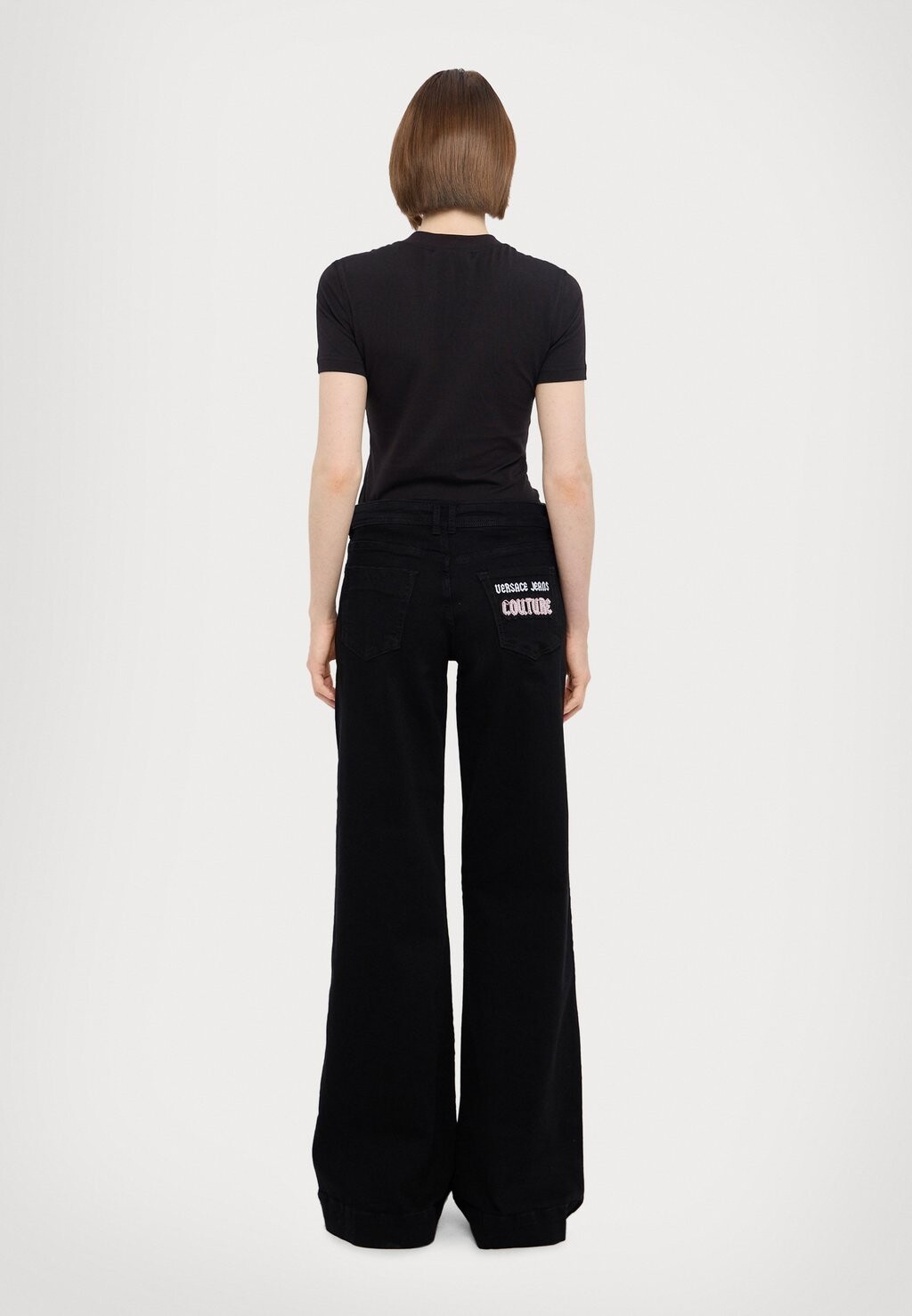 

Джинсы с небольшим расклешенным низом STELLA WIDE LEG Versace, черный