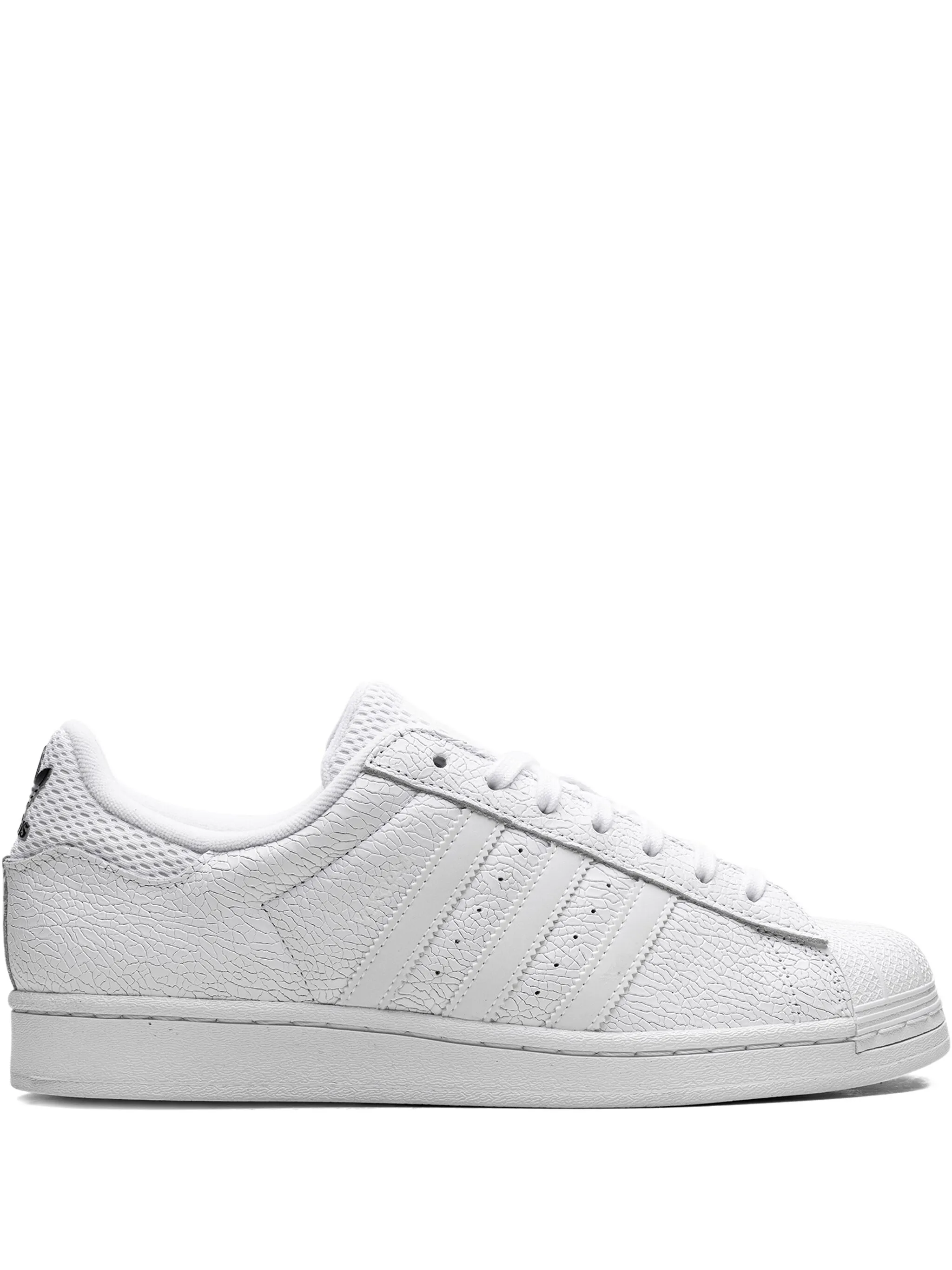

Кроссовки Superstar ADV Cloud/Core из коллаборации с Vitoria Adidas, белый