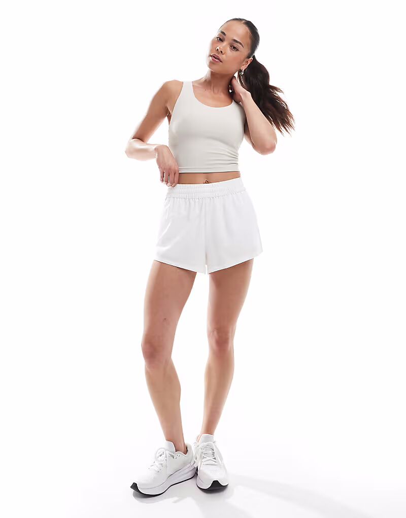 Adidas performance Adidas all me средний бюстгальтер с поддержкой майка бежевого цвета — фото 3