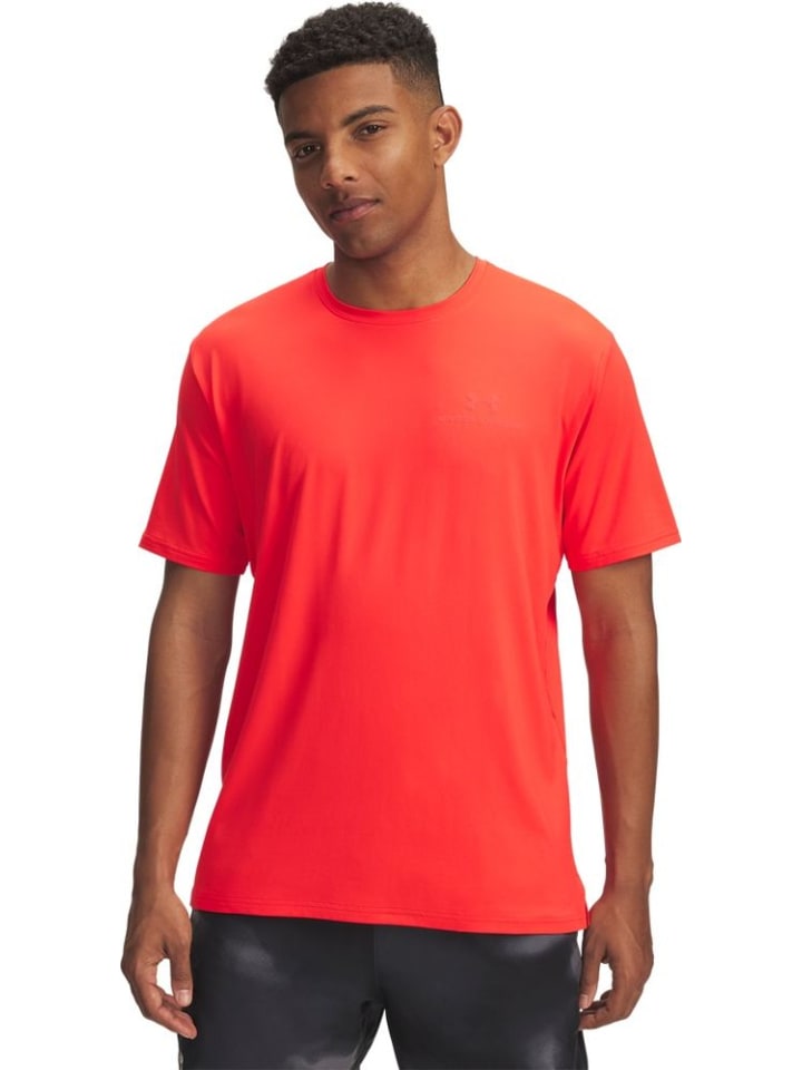 

Спортивная футболка Vanish Energy T-Shirt красного цвета Under Armour